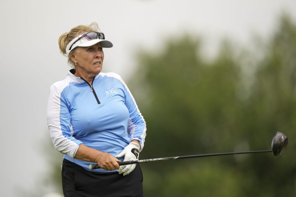 world golf hall of fame member jan stephenson diagnosed with stage 3 breast cancer